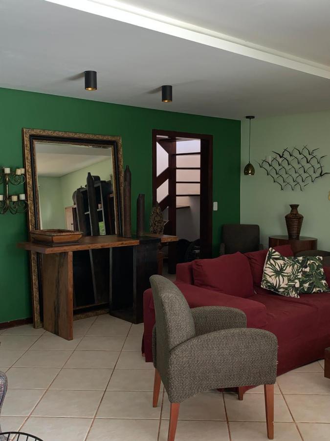 Casa de temporada 4 quartos sendo 2 suítes em Vilas do Atlântico - 200 m da praia e 6 km da capital Lauro de Freitas Exterior foto